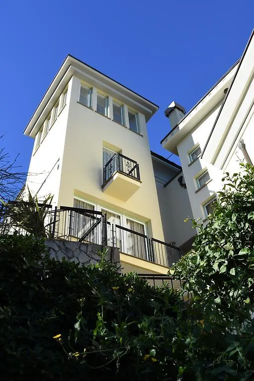 Villa Nina La Spezia 3*,