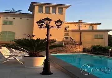 Villa Nina La Spezia Gæstehus